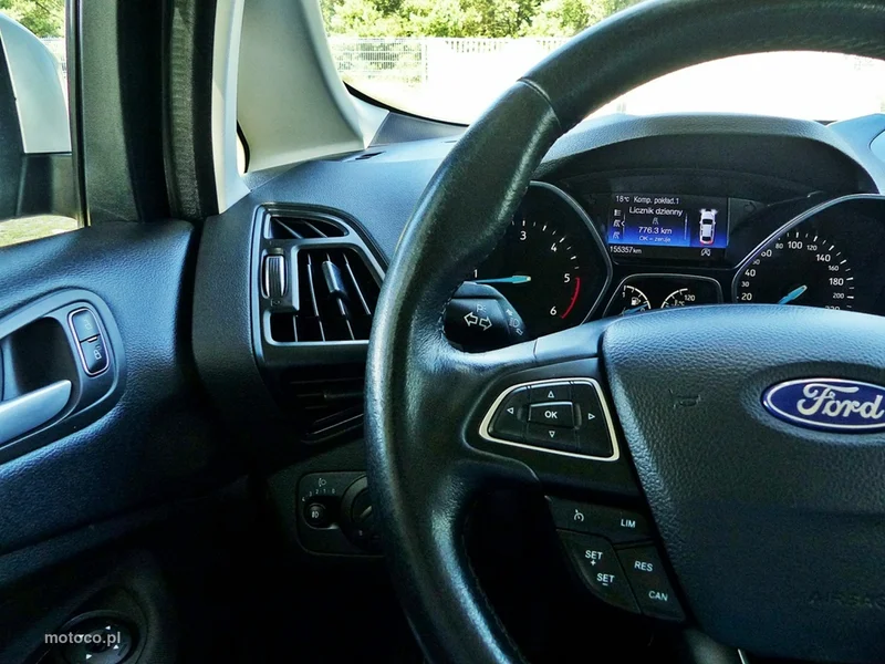 Ford C-Max II 29