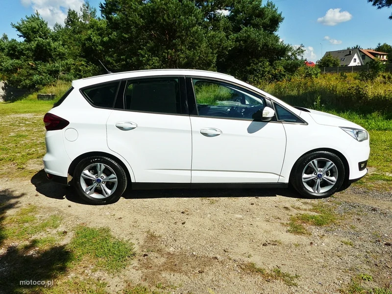 Ford C-Max II 6