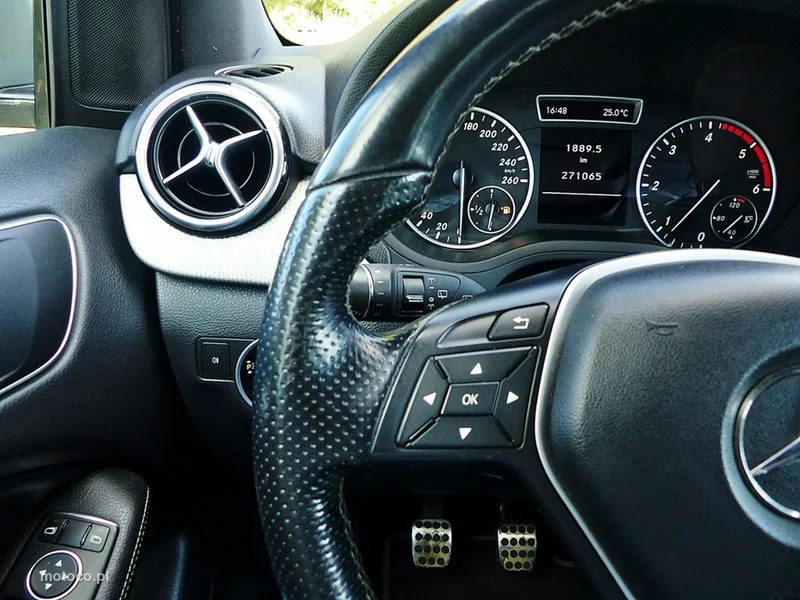 Mercedes-Benz Klasa B W246 B 180 31