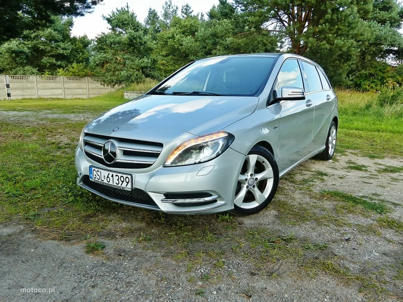 Mercedes-Benz Klasa B W246 B 180 40