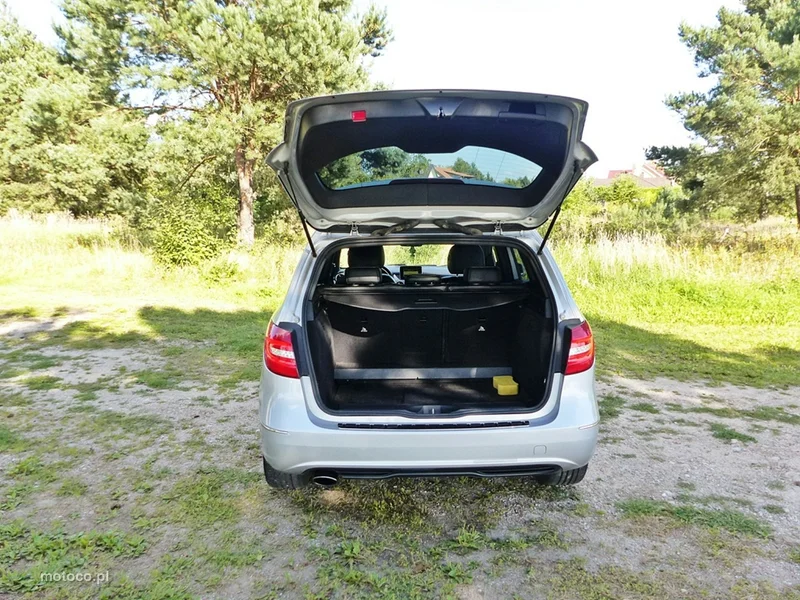 Mercedes-Benz Klasa B W246 B 180 10