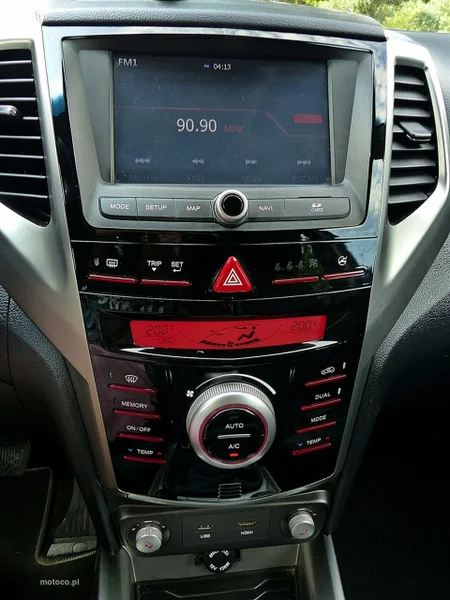 Ssangyong Tivoli 32