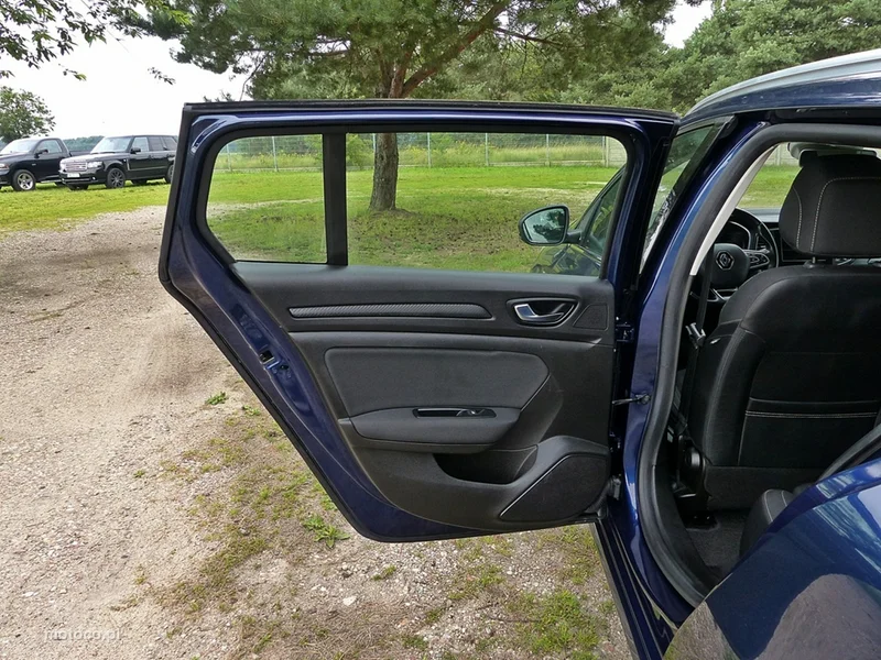 Renault Megane IV 21