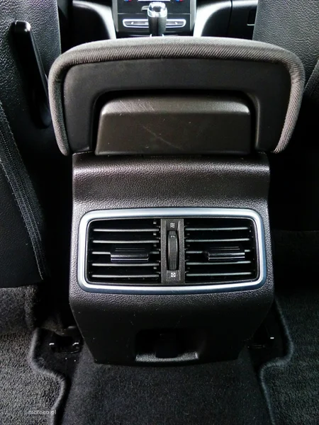 Renault Megane IV 23