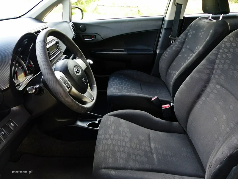 Toyota Verso-S 21