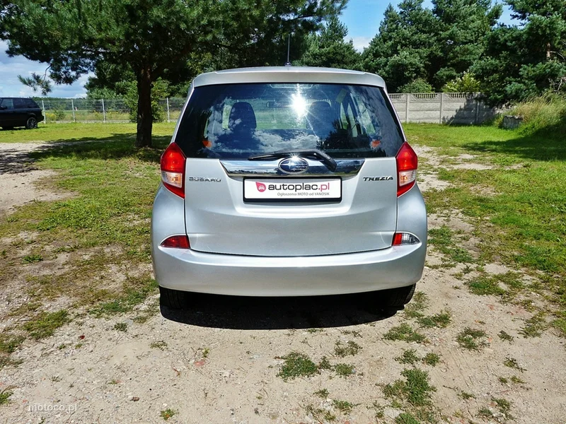 Toyota Verso-S 9