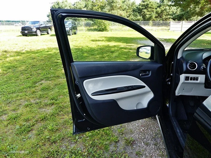 Mitsubishi Space Star 17