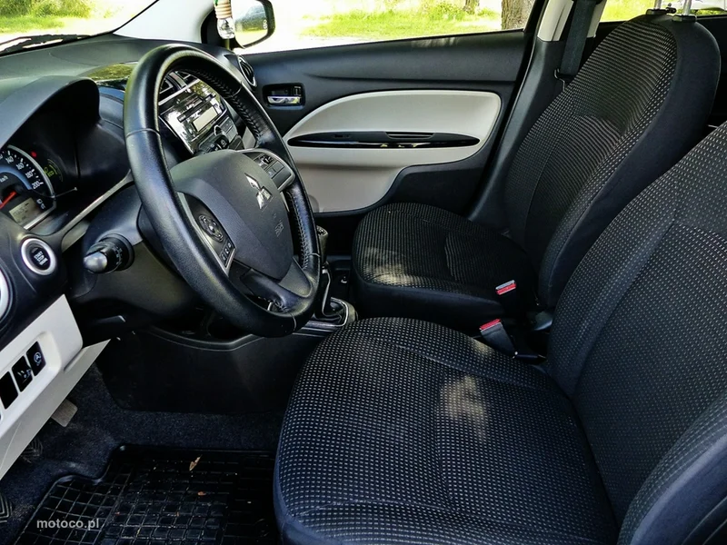 Mitsubishi Space Star 19