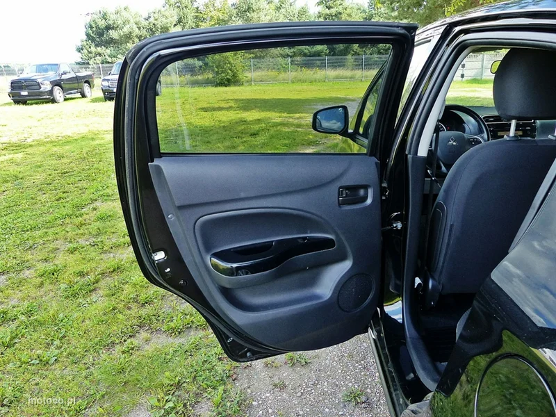 Mitsubishi Space Star 21
