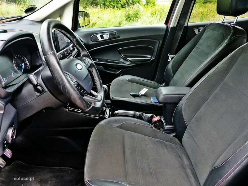 Ford EcoSport 19
