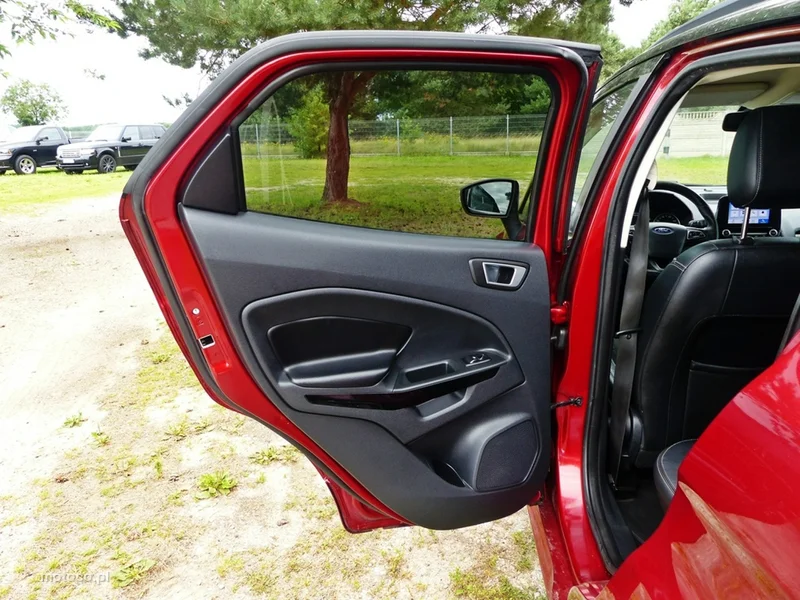 Ford EcoSport 21