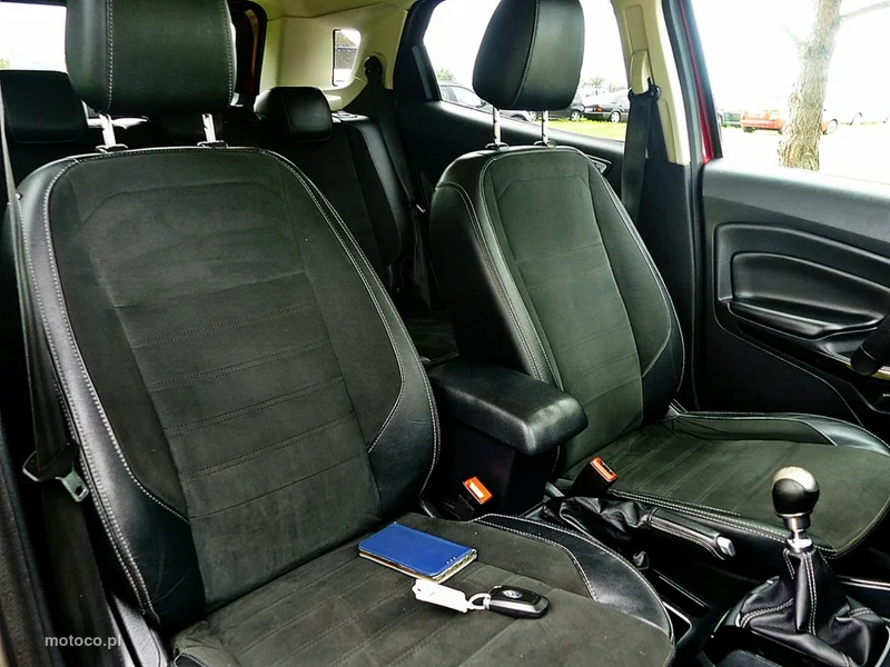 Ford EcoSport 26
