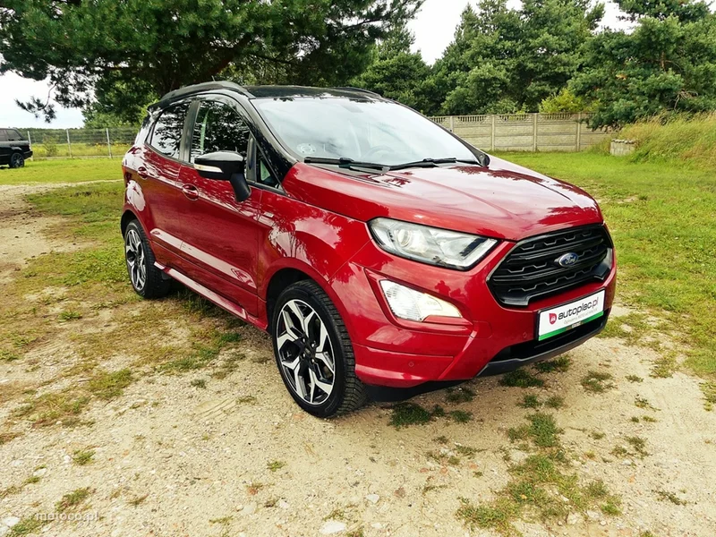 Ford EcoSport 4