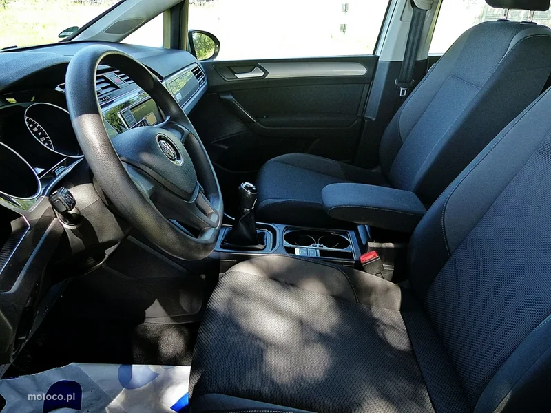 Volkswagen Touran 5T 19
