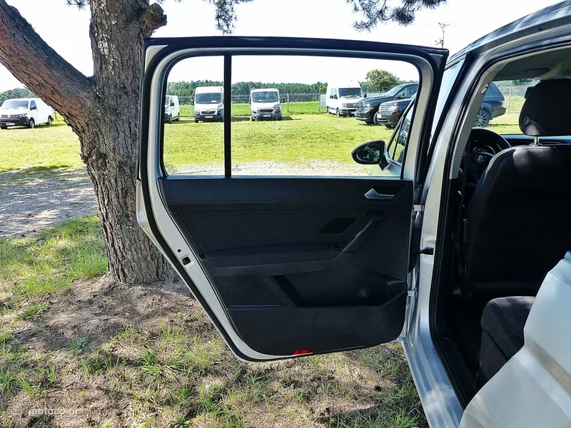 Volkswagen Touran 5T 21