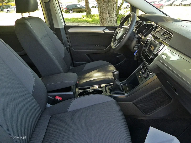 Volkswagen Touran 5T 25