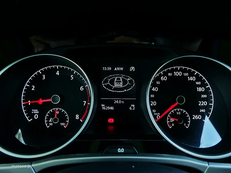 Volkswagen Touran 5T 28
