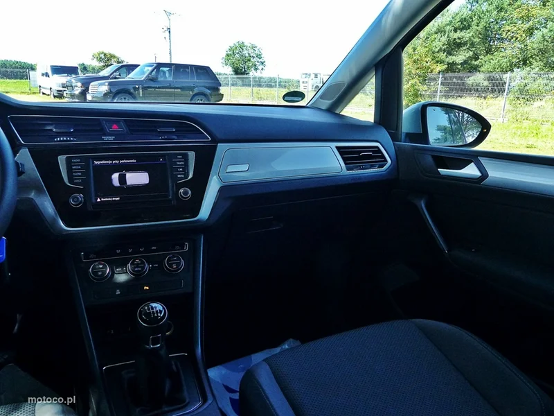 Volkswagen Touran 5T 37