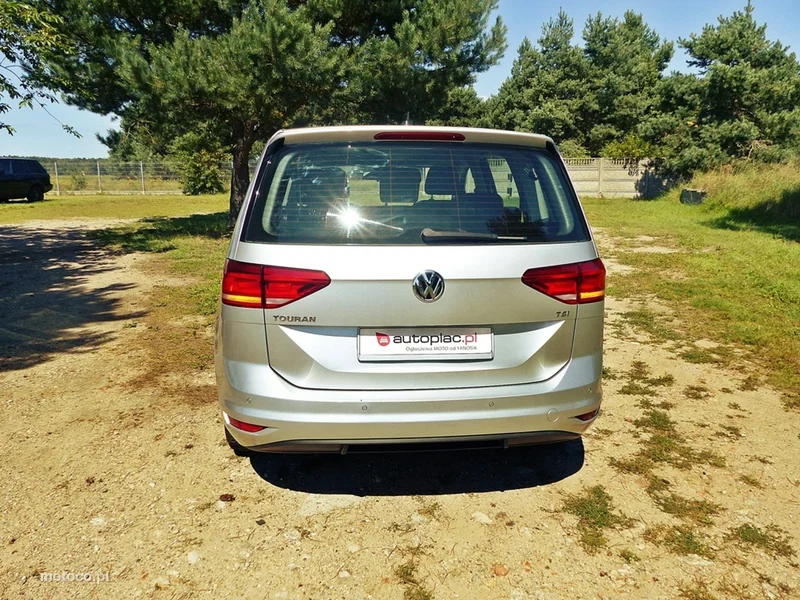 Volkswagen Touran 5T 9