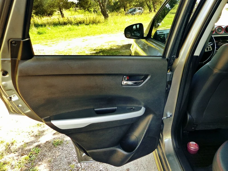 Suzuki Vitara 21