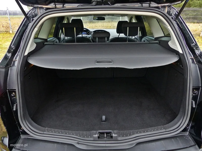 Ford Focus III 11