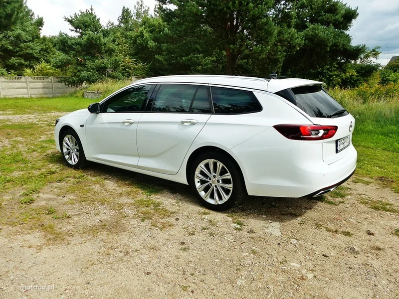 Opel Insignia Sports Tourer 11