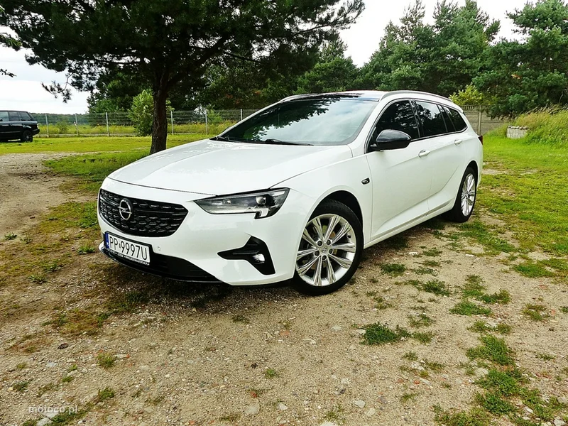 Opel Insignia Sports Tourer 15