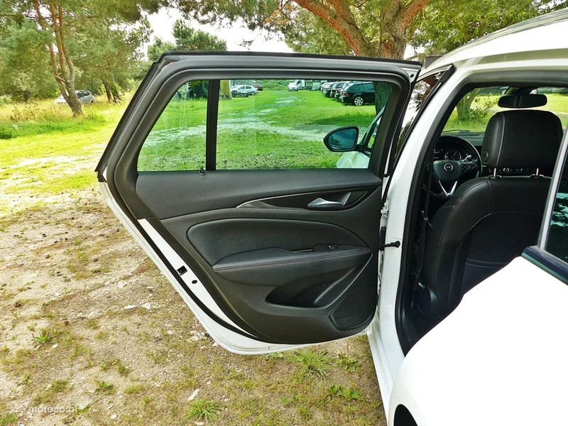Opel Insignia Sports Tourer 21