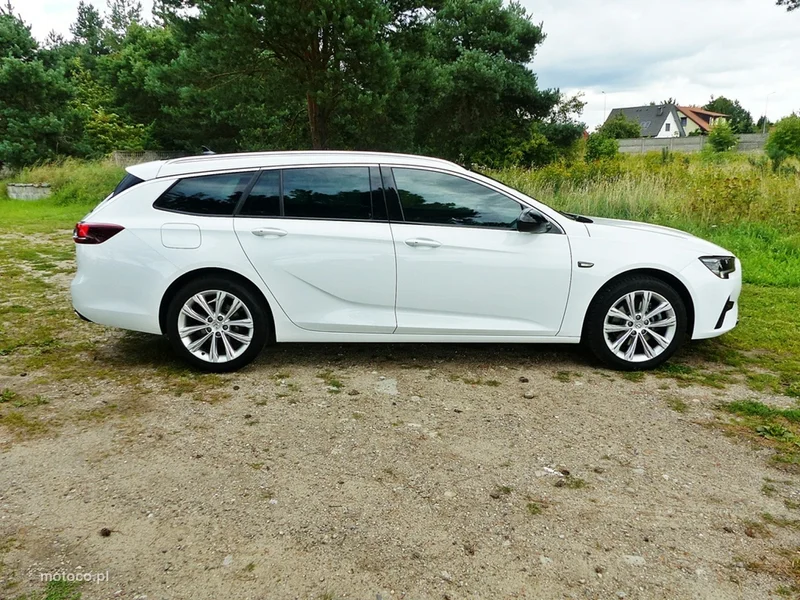 Opel Insignia Sports Tourer 6