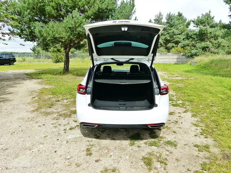 Opel Insignia Sports Tourer 9