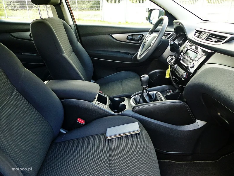 Nissan Qashqai 25