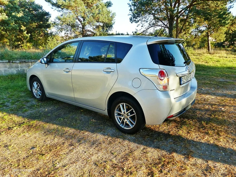 Toyota Verso 11