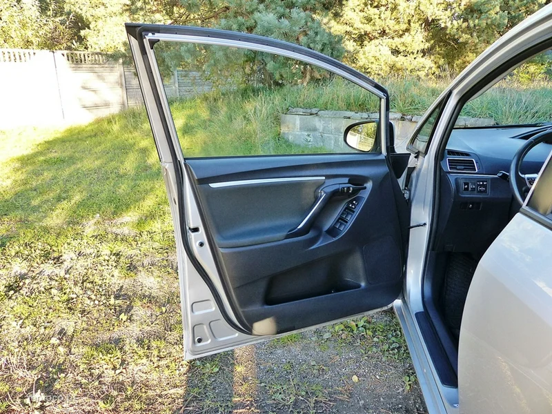 Toyota Verso 17