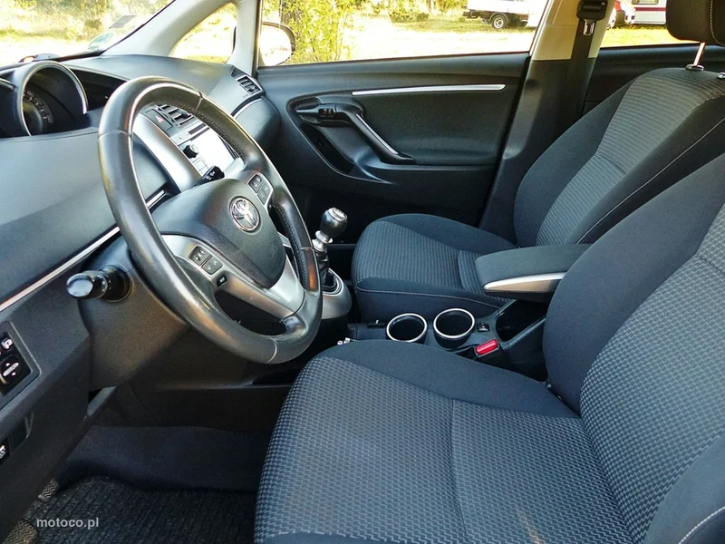 Toyota Verso 19