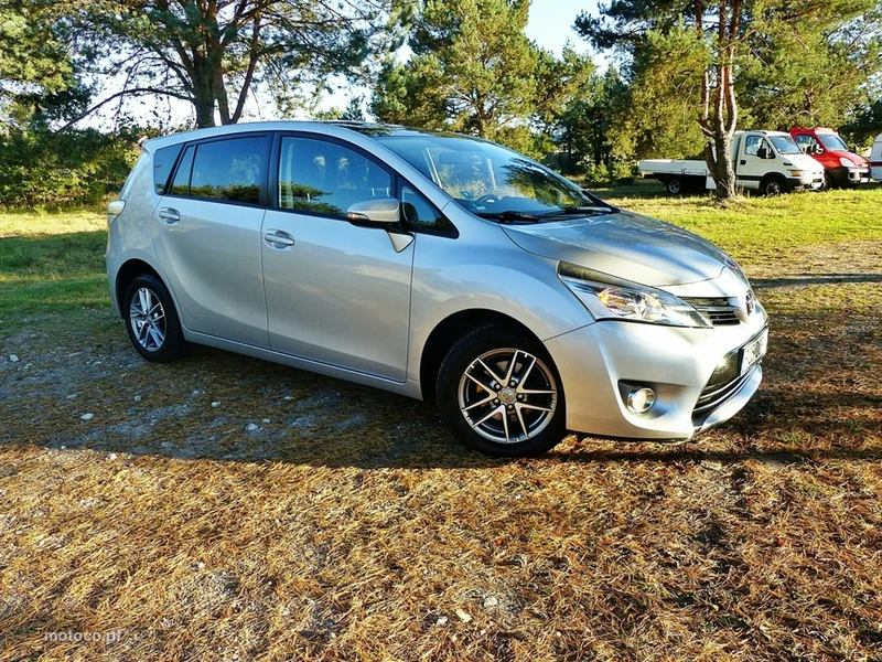 Toyota Verso 5