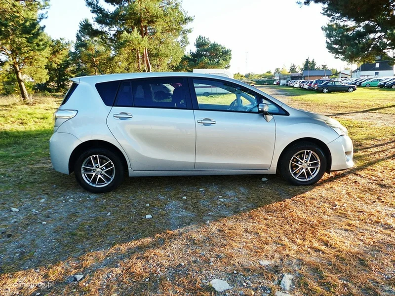 Toyota Verso 6