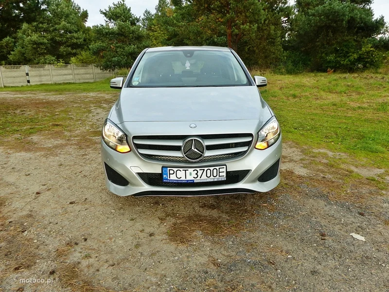 Mercedes-Benz Klasa B W246 B 180 2