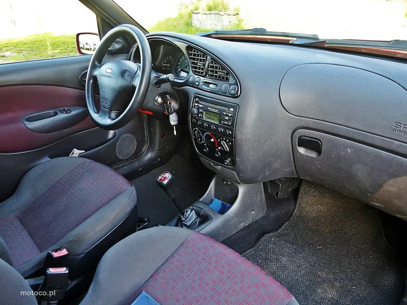 Ford Fiesta V 26
