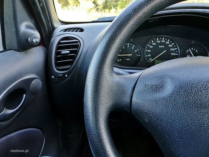 Ford Fiesta V 32