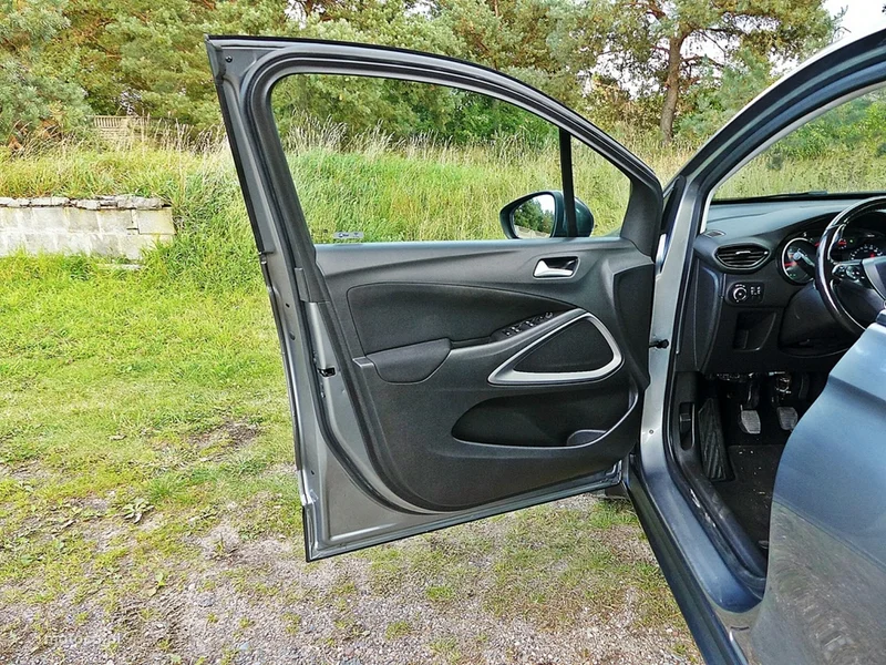 Opel Crossland X 16