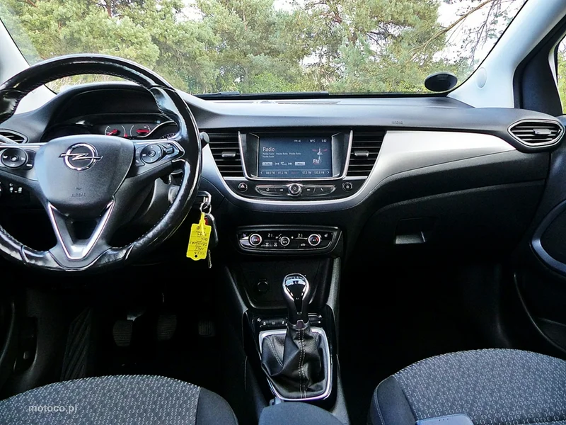 Opel Crossland X 36