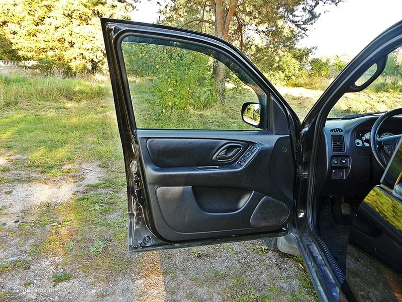 Ford Maverick 16