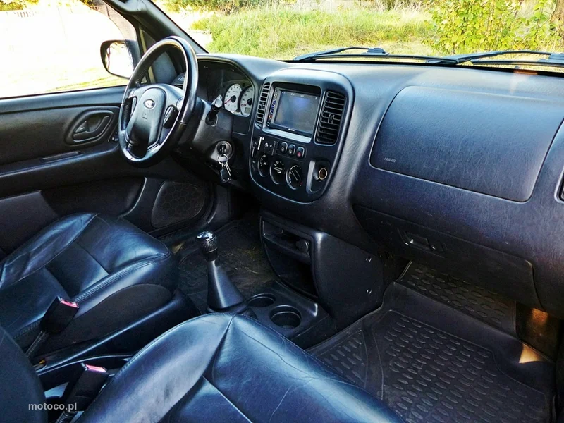 Ford Maverick 24