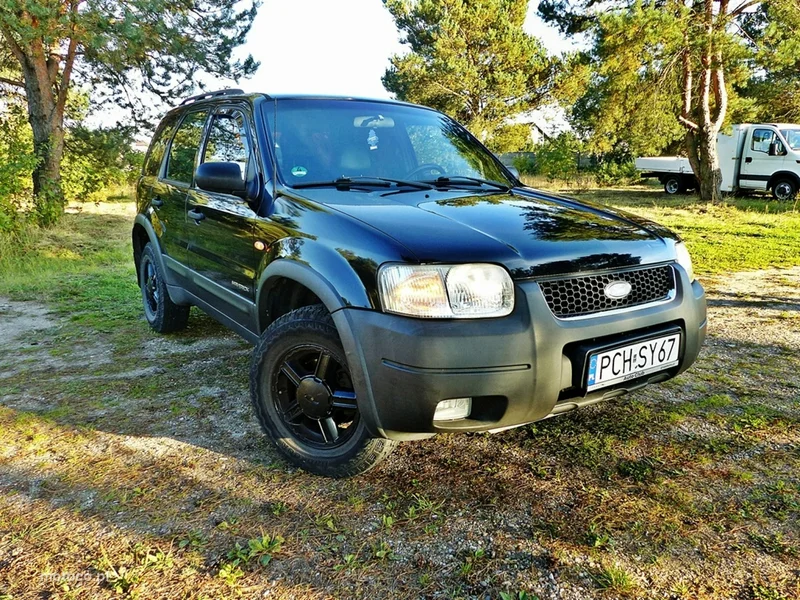 Ford Maverick 4