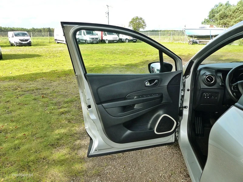 Renault Captur I 17