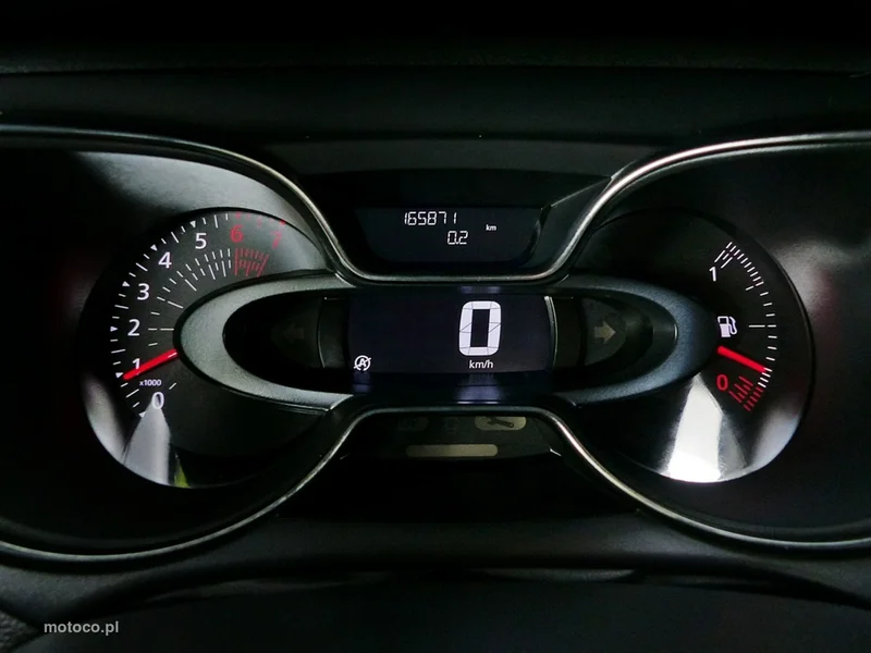 Renault Captur I 28