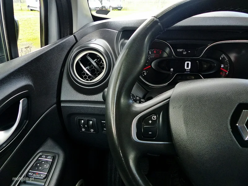 Renault Captur I 30