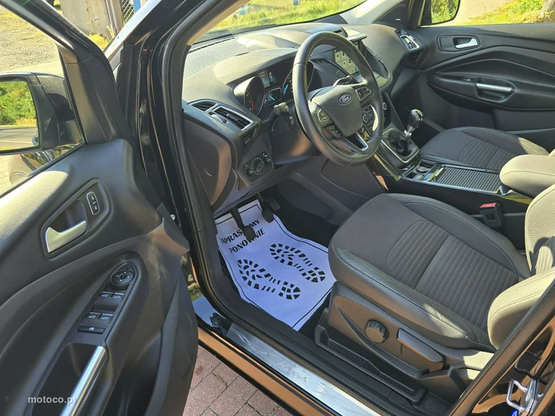 Ford Kuga II 13