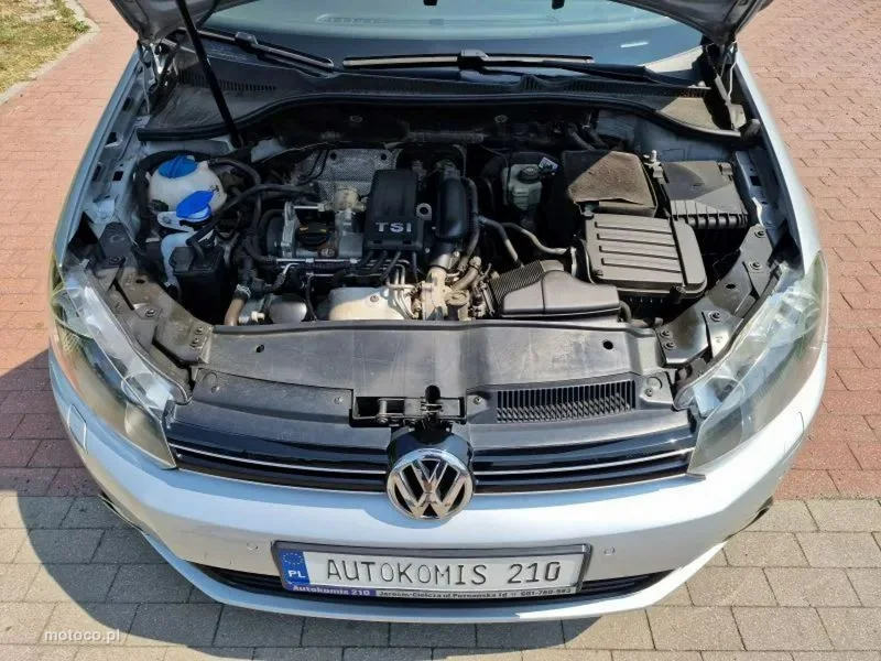 Volkswagen Golf VI 26