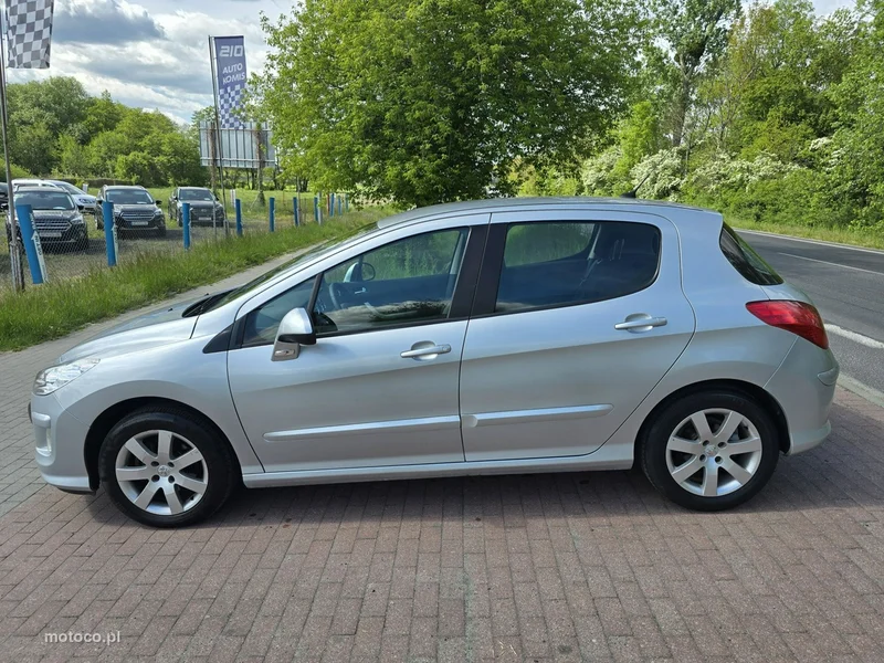 Peugeot 308 4